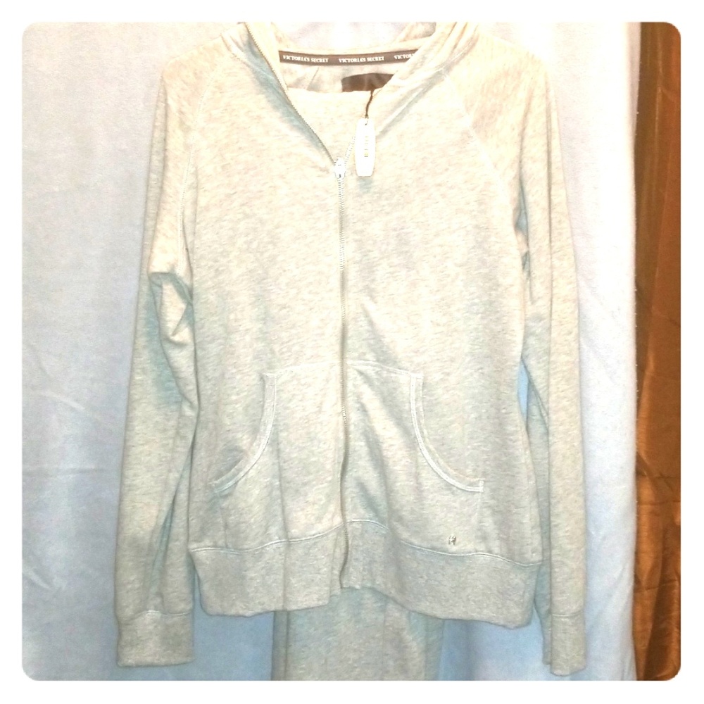 sweatsuit